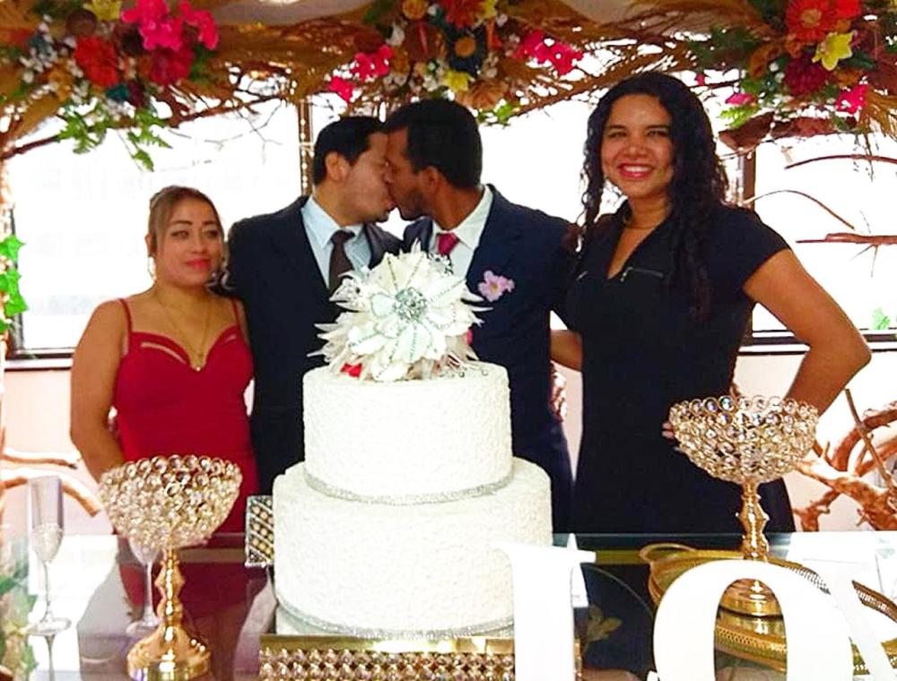 3er matrimono homosexual en Ecuador y el 1ero de hombres gays - Cámara LGBT Comercio Ecuador - Asociación Silueta X 15.jpg