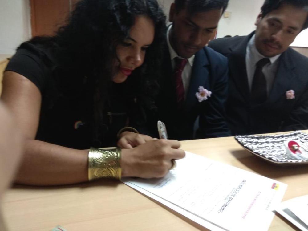 3er matrimono homosexual en Ecuador y el 1ero de hombres gays - Cámara LGBT Comercio Ecuador - Asociación Silueta X 7.jpg